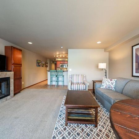 Grandview Lake Chelan- Waterfront View, Pool, Hot Tub, Golf, 1 Min To Downtown Екстериор снимка