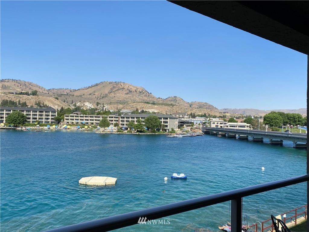 Grandview Lake Chelan- Waterfront View, Pool, Hot Tub, Golf, 1 Min To Downtown Екстериор снимка